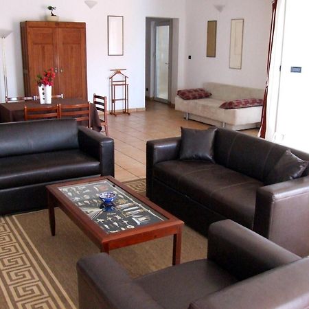 Fox Apartments ซัฟทัท ภายนอก รูปภาพ
